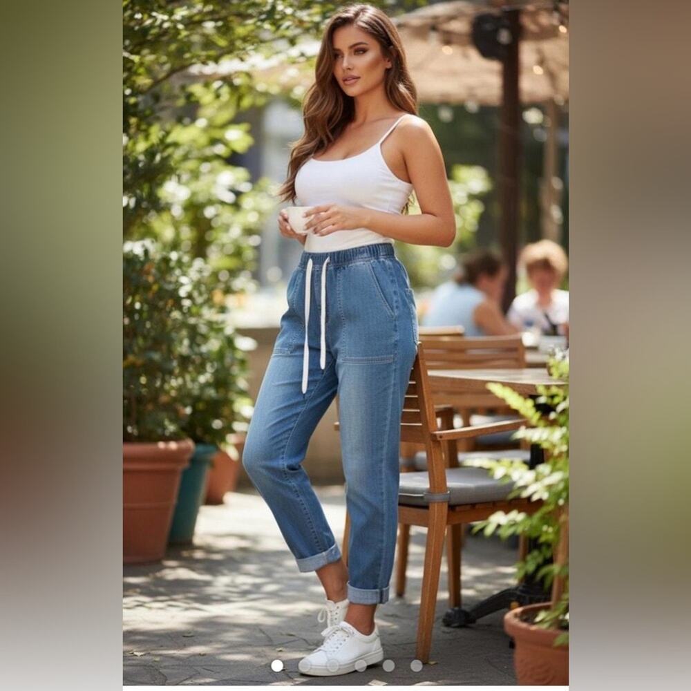 NWT JUDY BLUE A walk in the park denim drawstring plus size joggers 24